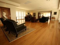 Blackbutt Overlay Flooring